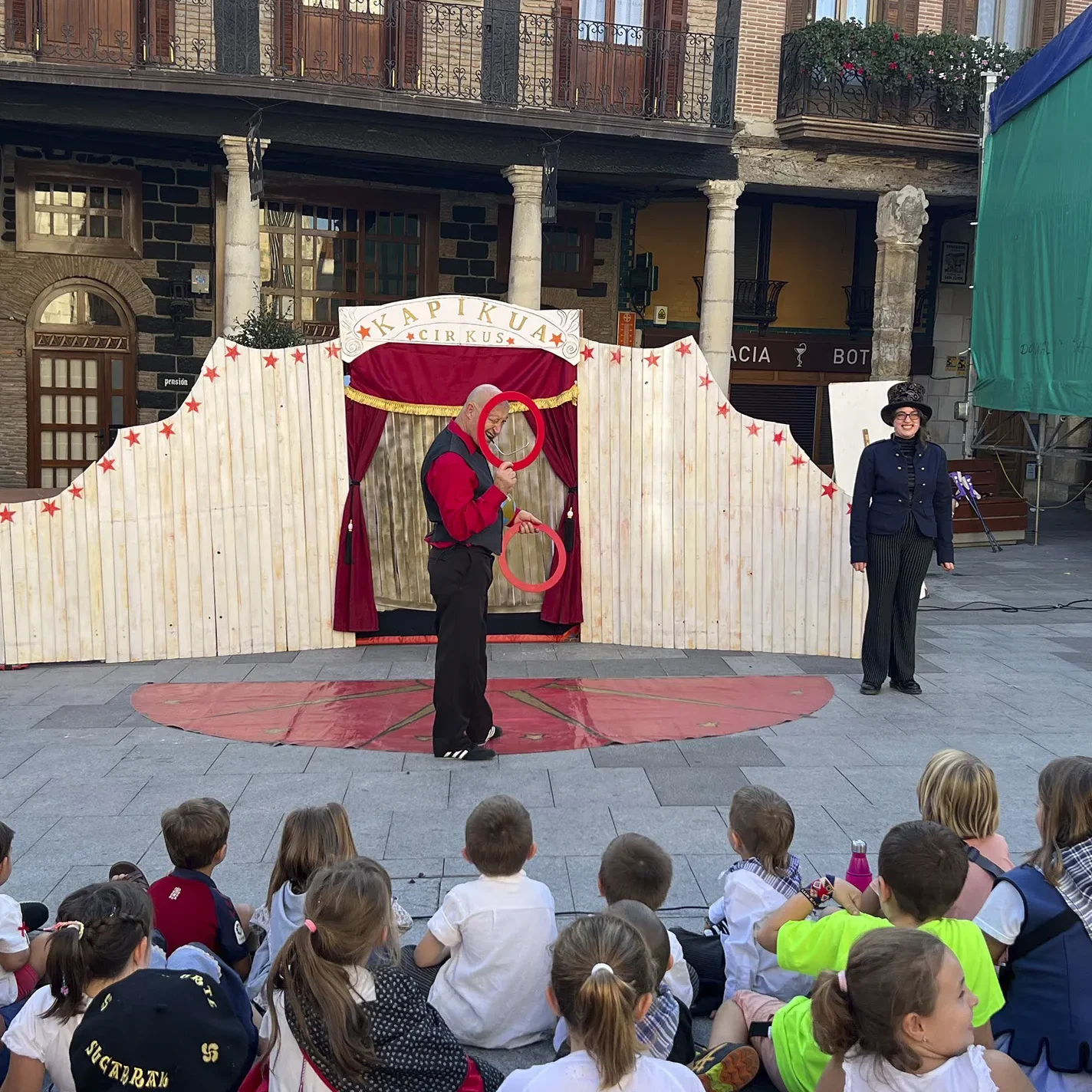 Img actuacion del circo